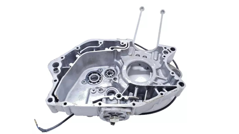 Carter moteur central gauche Hyosung XRX 125 2006