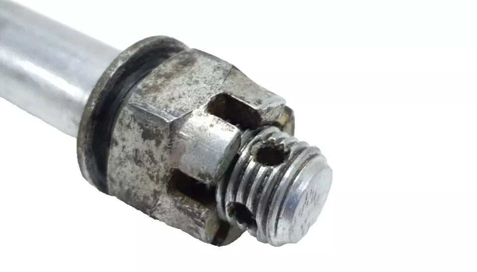 Axe de roue avant Yamaha DT125LC 1987 n°5 Réf : 34X-25181-00-00