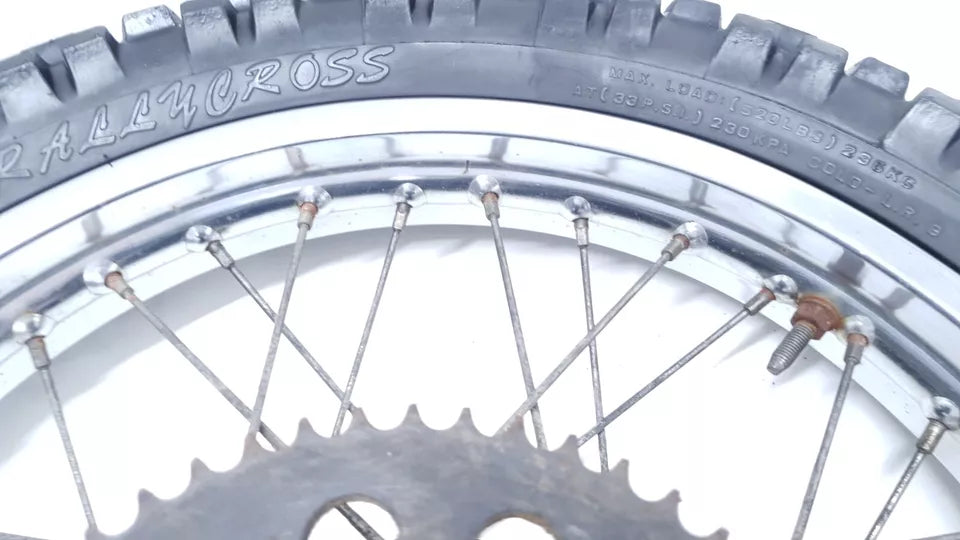 Roue arrière Yamaha DT125LC 1987 n°18 Réf : 94418-18171-00