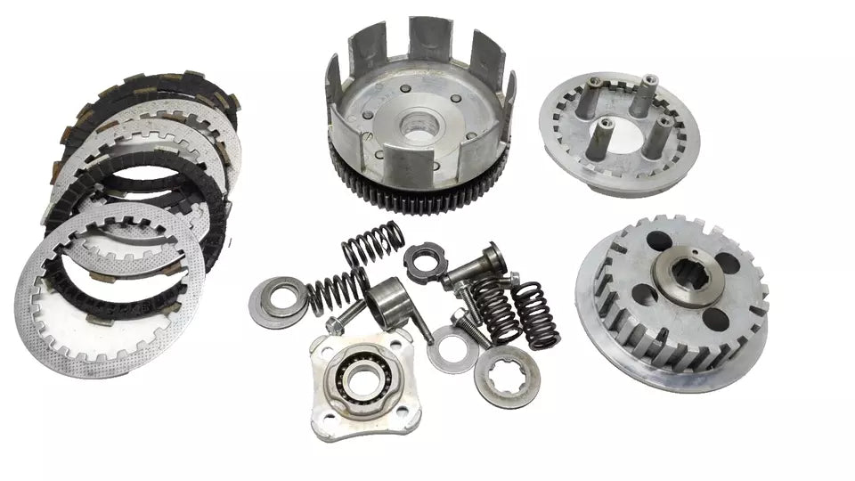 Embrayage complet Honda CM 125 Custom 1997 Réf : 22100-KB4-670