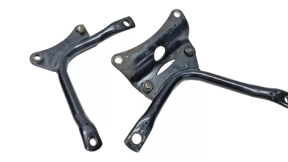 Supports reposes pieds arrière Honda CM 125 T 1978-1981 n°3 Réf 50636-419-000ZA