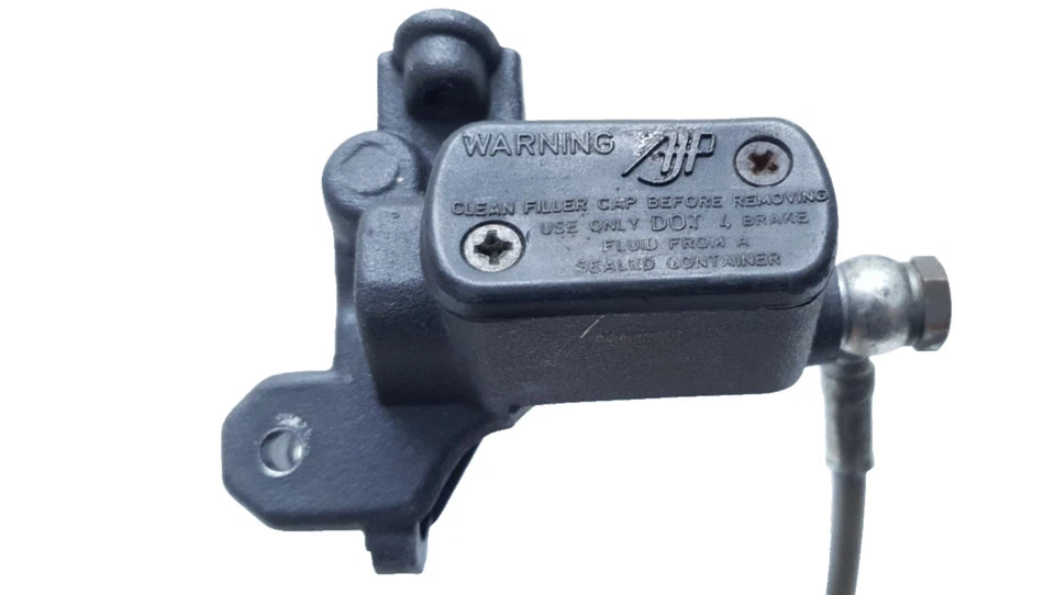 Maître cylindre de frein avant Yamaha TZR 50 2008 n°4 Réf : 5WXF58700000