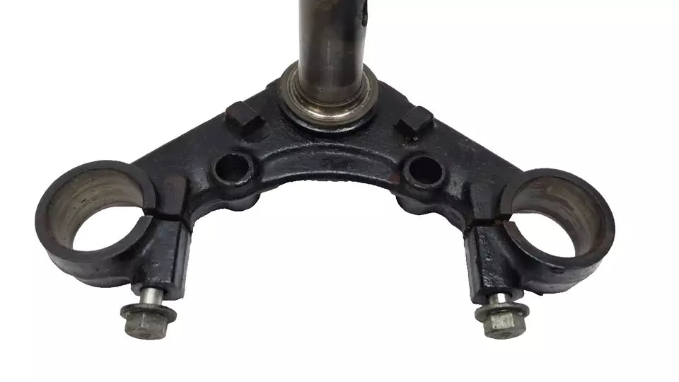 Té de fourche inférieur Honda CB125T 1978 n°2 Réf : 53200-399-610ZA