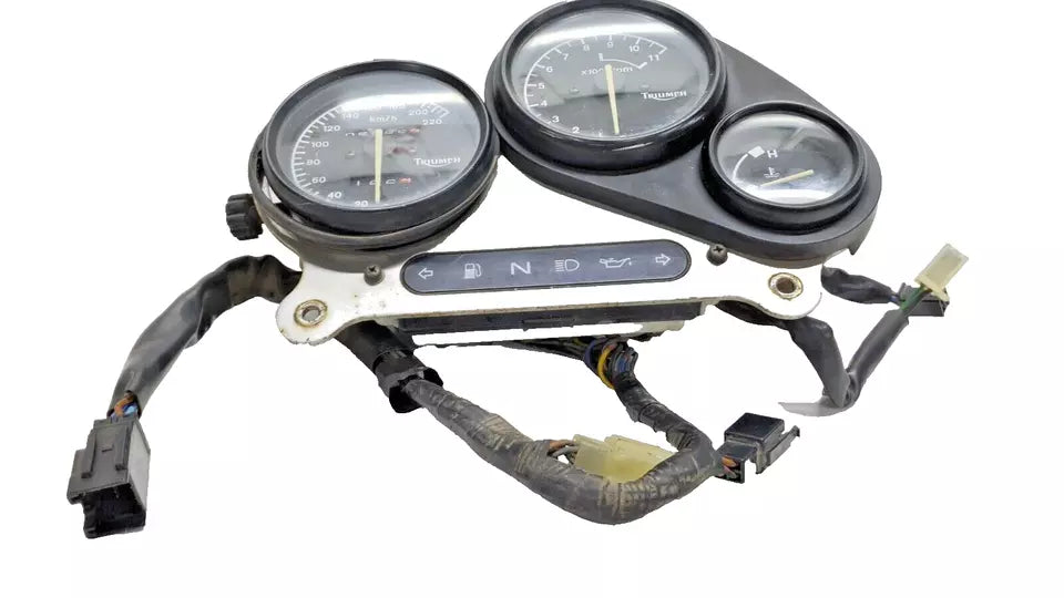 Compteur de vitesse Triumph 900 Tiger 1994