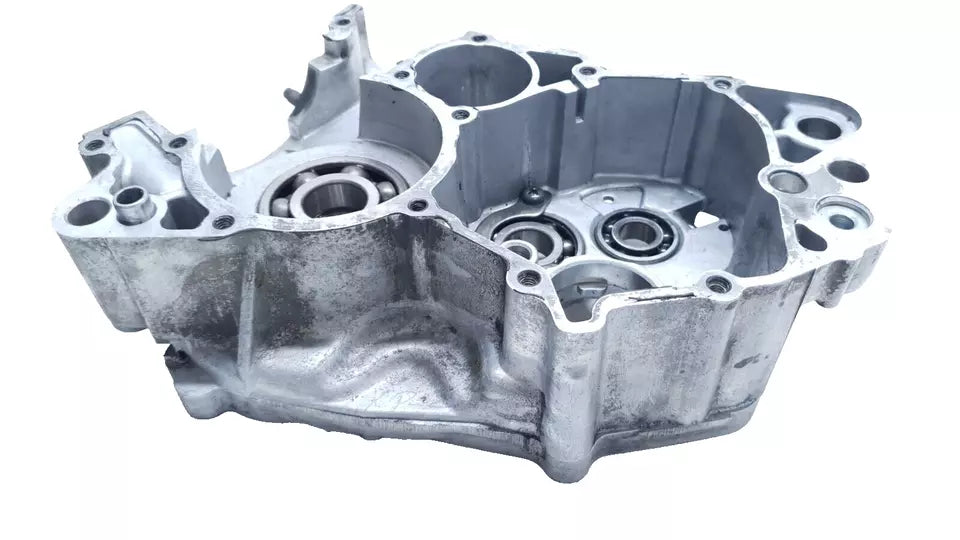 Carter moteur central droit Yamaha TDR 125 1996 Réf : 3BN-15121-03-00