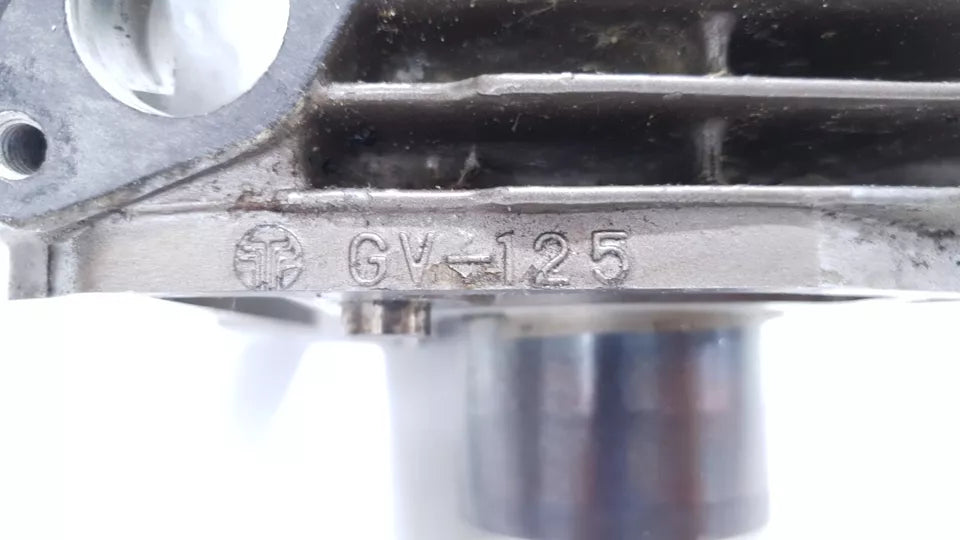 Cylindre & piston avant 1-2 44mm Hyosung Comet GT 125 2004