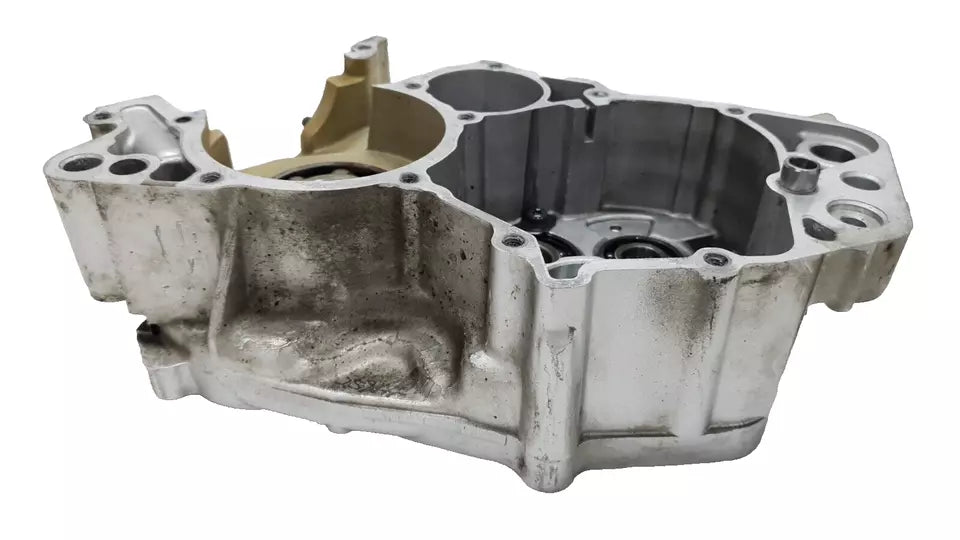 Carter moteur central droit Yamaha TDR 125 2002 Réf : 3BN-15121-04