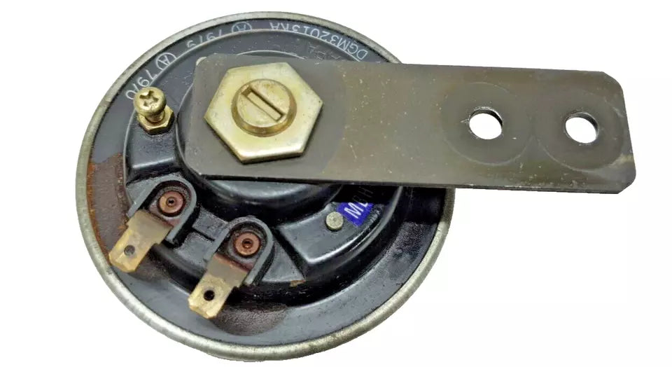 Klaxon / Avertisseur sonore Honda CM 125 Custom 1986 Réf : 38110-KGB-900