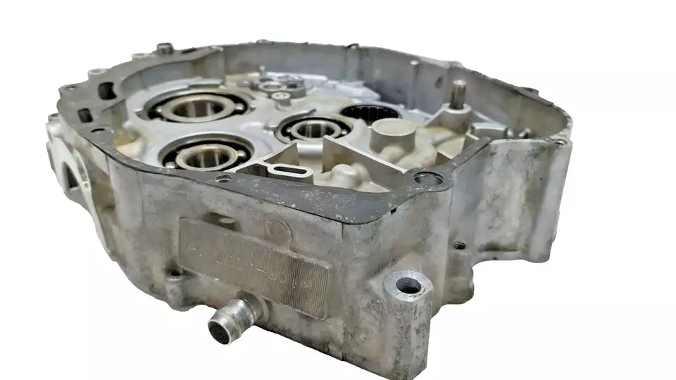 Carter moteur central droit Yamaha SR125 3MW2 1989 Réf : 5N0-15100-00-00