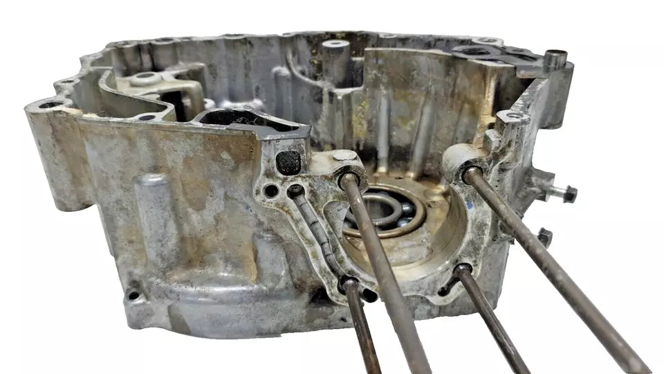 Carter moteur central D Honda CM 125 Custom 1987 Réf : 11100-KC2-000