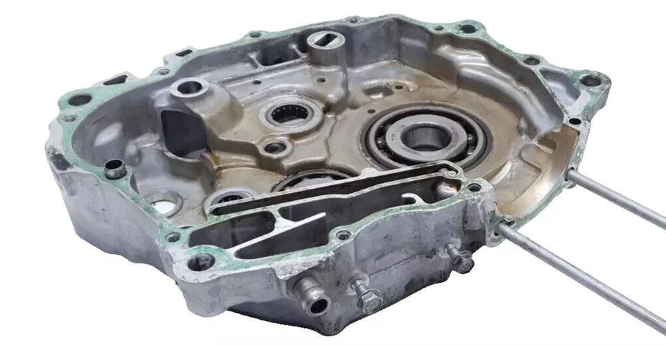 Carter moteur central droit Honda CLR 125 CityFly 2000 Réf : 11100-KFB-000