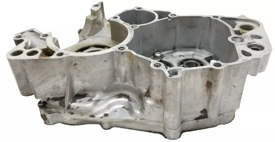 Carter moteur central droit Yamaha DT125R 1999 n°2 Réf : 3BN-15121-04-00