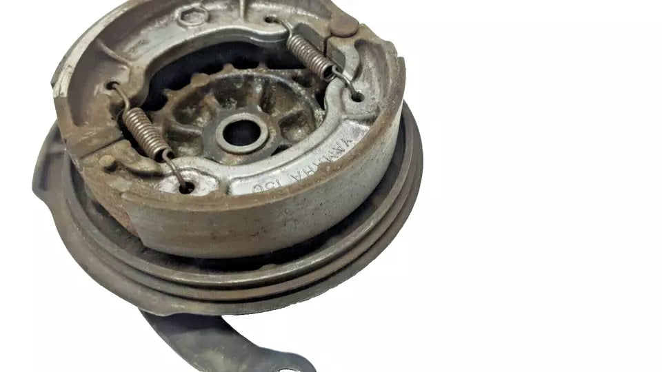 Tambour de frein arrière Yamaha DT125LC 1987 n°10 Réf 10V-25321-00-98