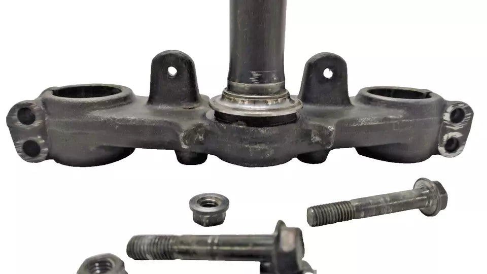 Té de fourche inférieur Kawasaki KMX 125 1991 Réf : 44037-1202