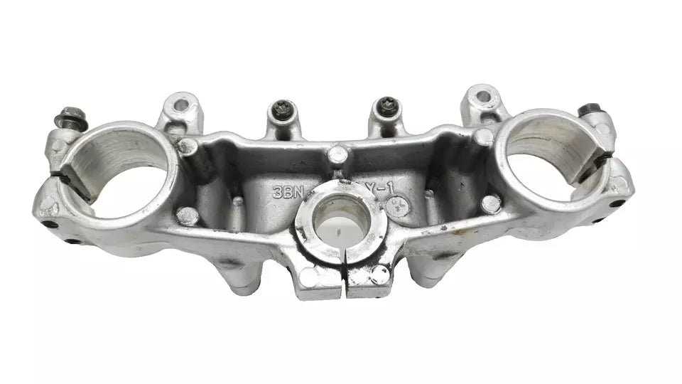 Té de fourche supérieur Yamaha DT125R 1999 Réf : 3BN-23435-10