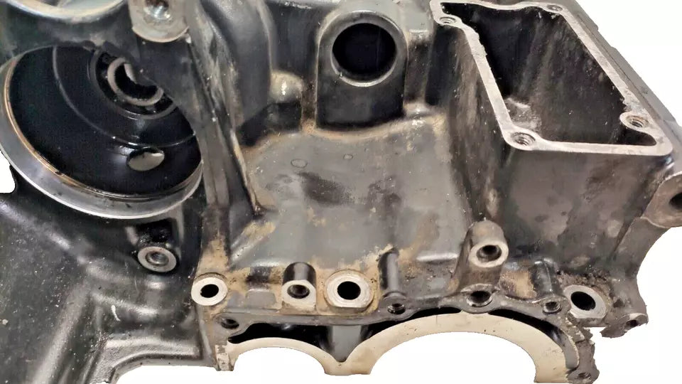 Carter moteur supérieur Kawasaki ZX 10 Tomcat 1988-1990 Réf 140011075
