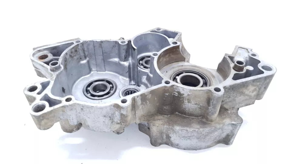 Carter moteur central gauche Yamaha DT125LC 1983 n°2
