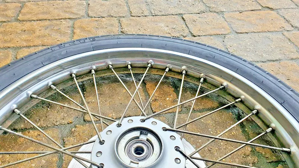 Roue avant Suzuki TU-X 125 1999-2001 Réf : 55311-18420-000