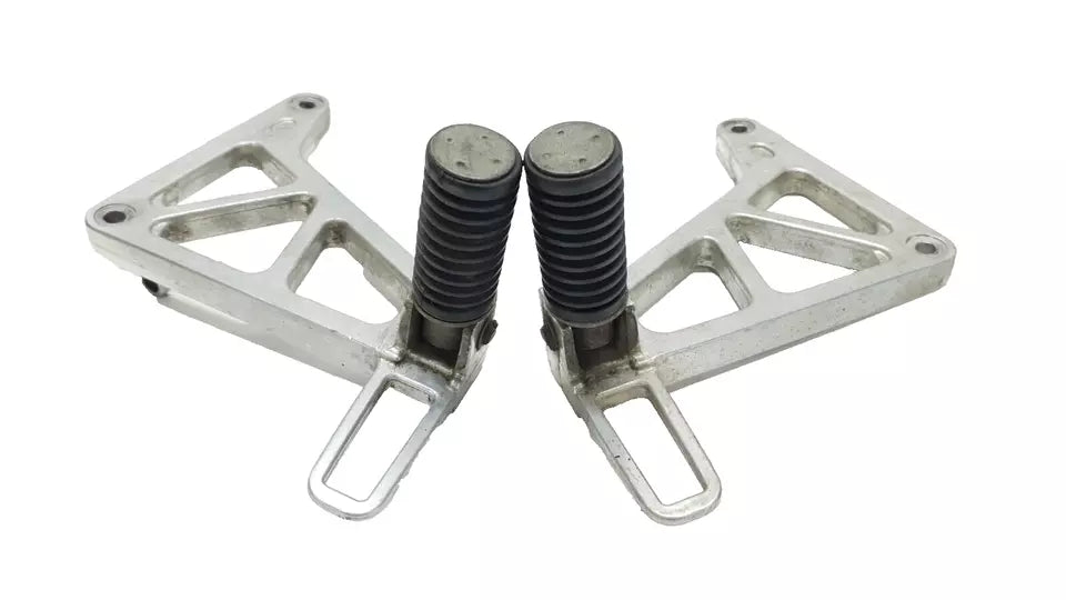 Reposes pieds arrière Honda MTX-R 125 1987 n°2 Réf : 50725-KS3-900