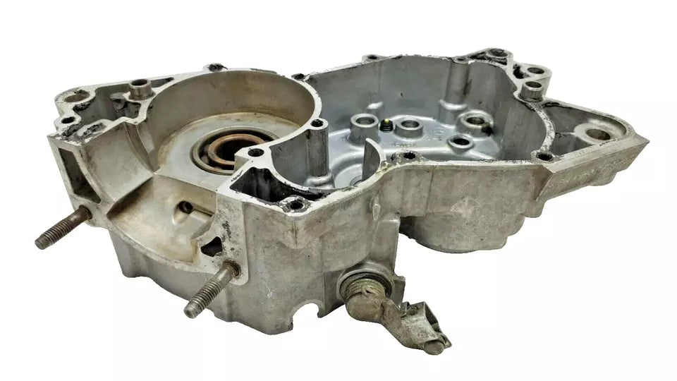 Carter moteur central gauche Yamaha DT125LC 1986 n°2 Réf : 10V-15111-01-00