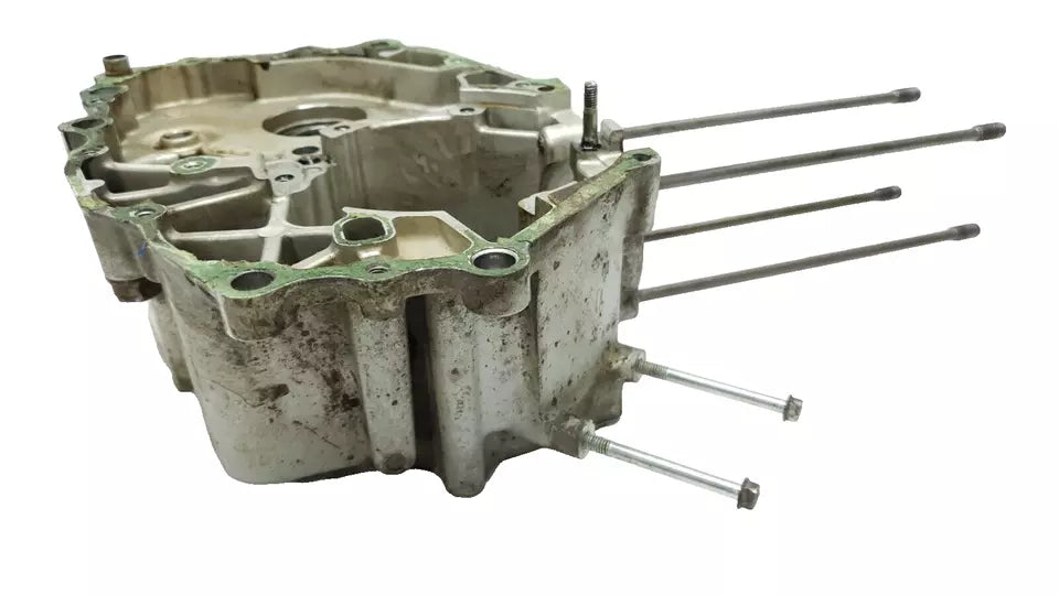 Carter moteur central gauche Honda CM 125 Custom 1985 Réf : 11200-KC2-000