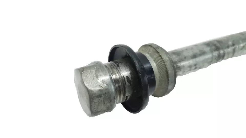 Axe de roue avant Yamaha DT125LC 1987 n°11 Réf 34X-25181-00-00
