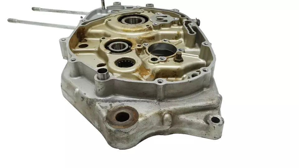 Carter moteur central droit Suzuki GN 125 2001 Réf : 11300-05303-000