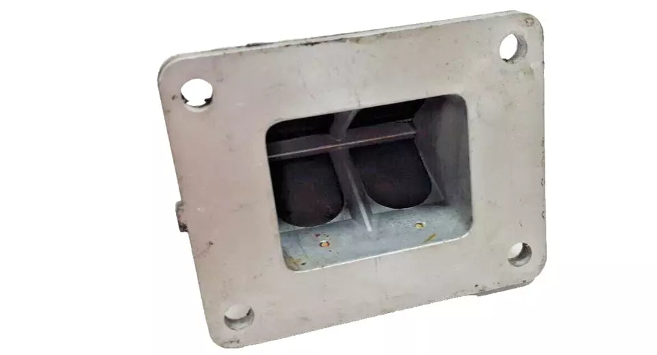 Boite à clapets Yamaha DT125LC 1987 n°9 Réf : 10V-13610-01-00
