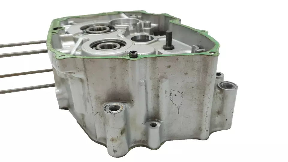 Carter moteur central droit Honda CA 125 Rebel 1999 Réf : 11100-KC2-960
