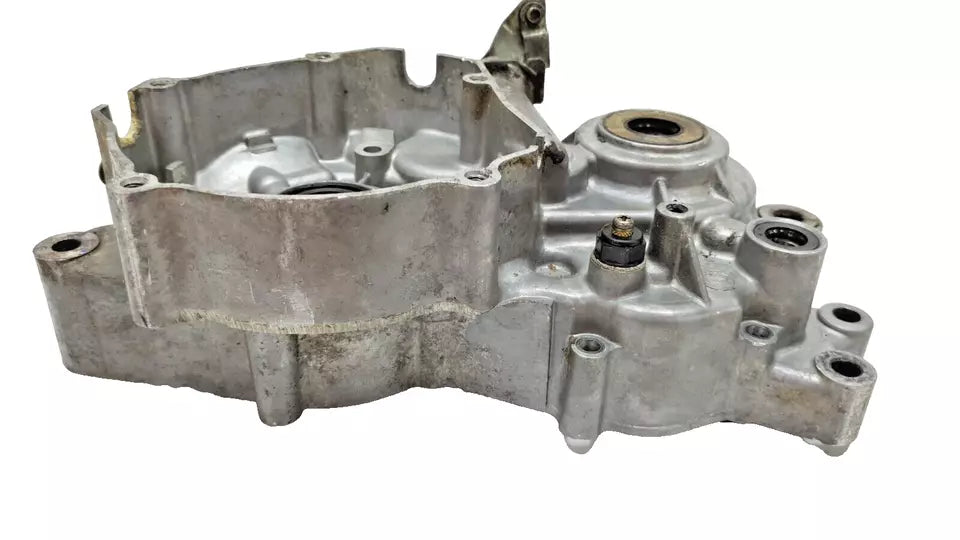 Carter moteur central gauche Yamaha DT125LC 1987 n°9 Réf : 10V-15111-01-00