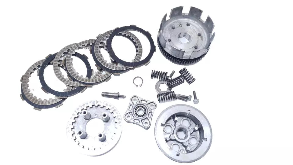 Embrayage Honda CB 125 T 1980 n°2 Réf : 22100-399-000