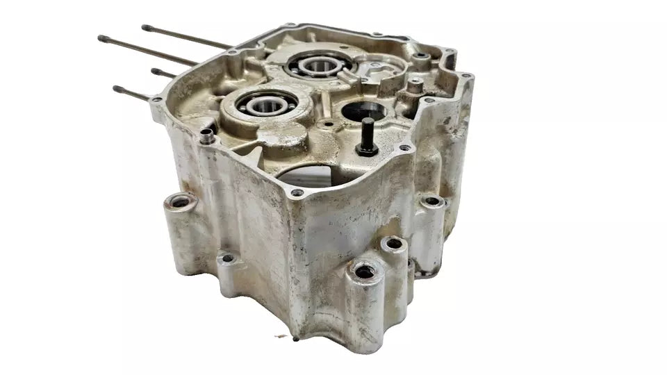 Carter moteur central D Honda CM 125 Custom 1992 Réf : 11100-402-731