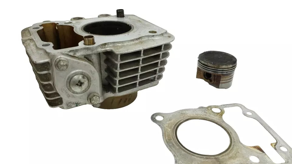 Cylindre & piston 52mm Honda CBF 125 2012 Réf : 12100-KWF-900