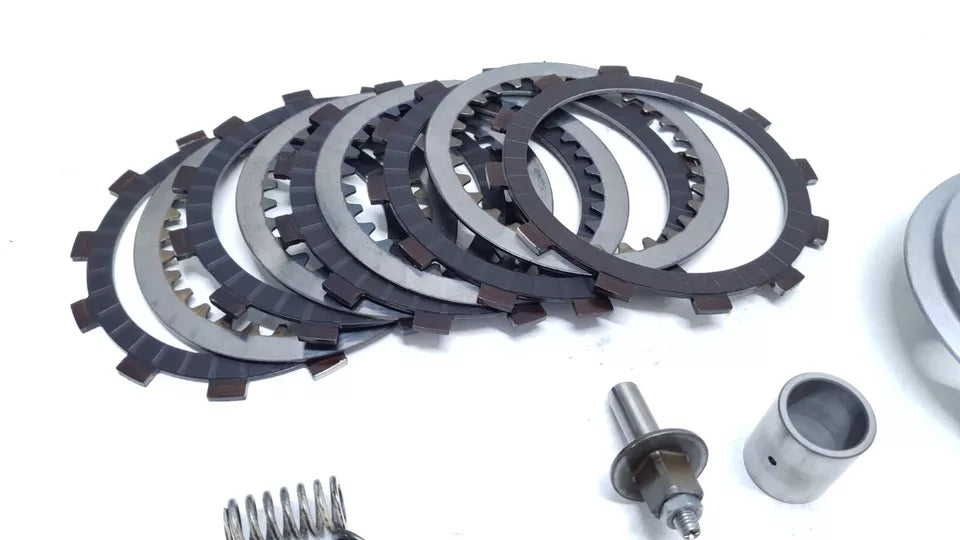 Embrayage incomplet Suzuki 125 DR 1985 n°2 Réf : 21200-44813-000