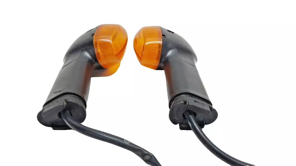Clignotants arrière Yamaha YBR 125 2009 Réf : 3D9-H3330-10