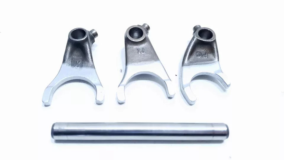 Fourchettes de boite de vitesse Honda CBR 125 2004 n°2 Réf : 24211-KPP-900