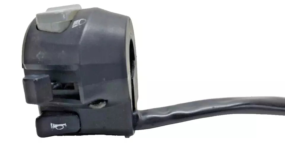 Commodo gauche Yamaha YBR 125 2006 Réf : 3D9H39730100