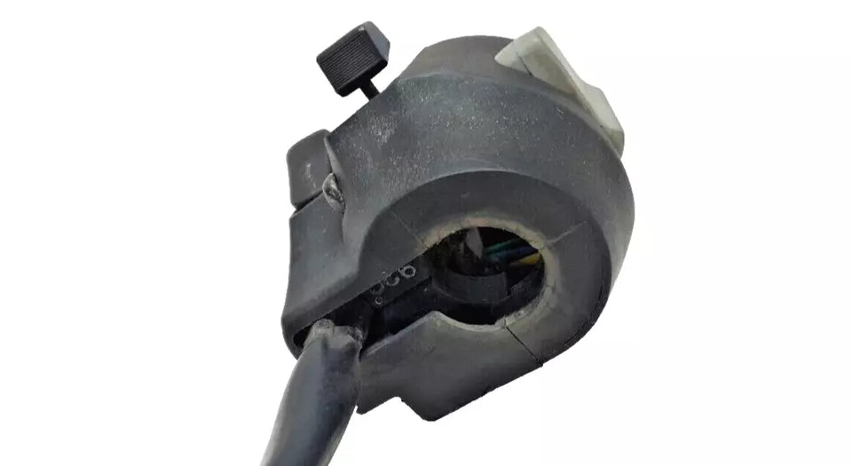 Commodo gauche Yamaha YBR 125 2009 Réf : 3D9-H3973-00