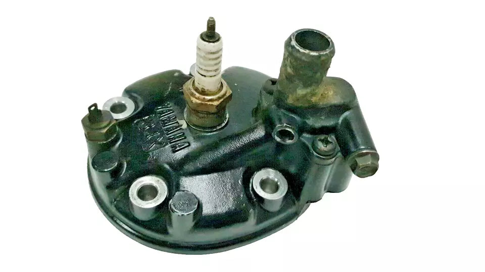 Culasse Yamaha DT125LC 1987 n°2 Réf : 34X-11111-01-00