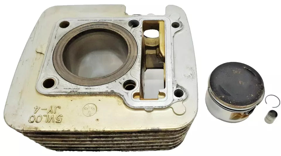 Cylindre et piston 54mm Yamaha YBR 125 2005 Réf : 5VL-E1310-00-00