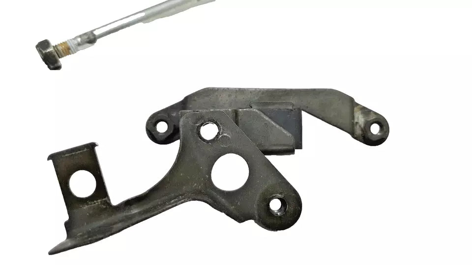 Supports moteur Yamaha DT125LC 1987 n°2