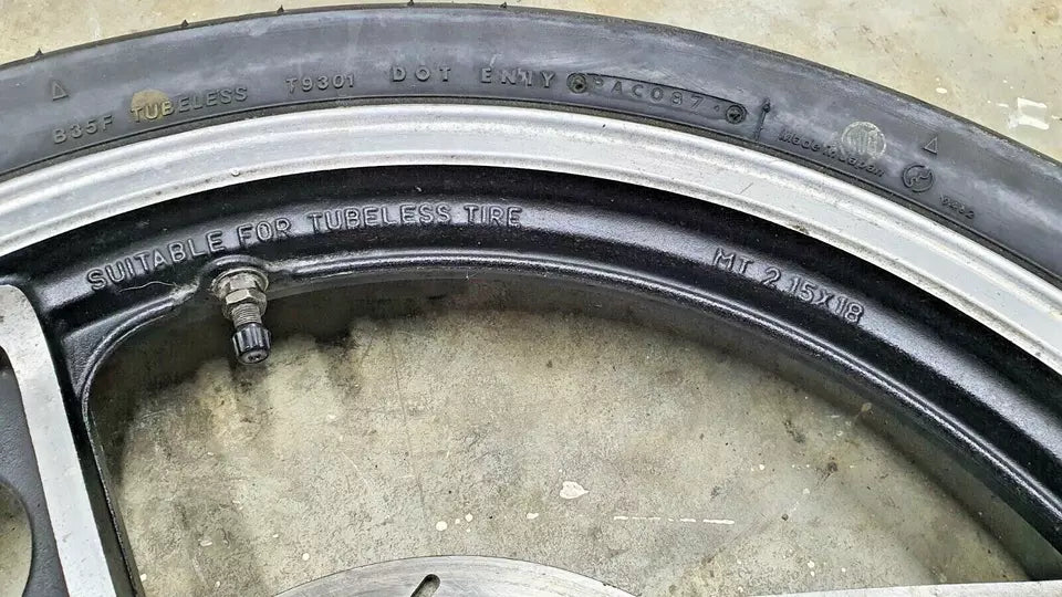 Roue avant Yamaha XJ 600 1984-1991 Réf : 31E-25168-20-98