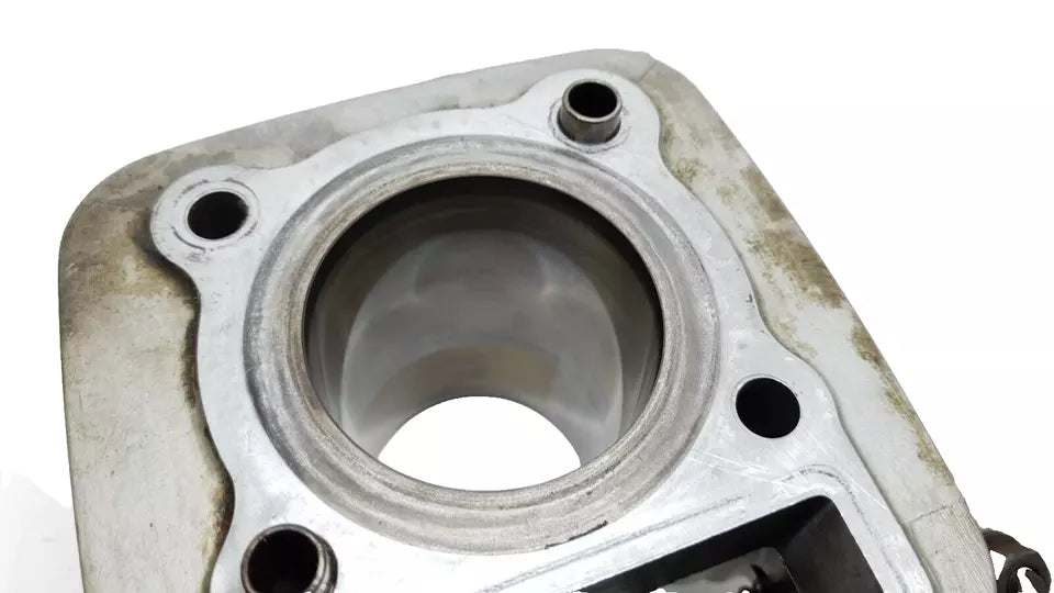 Cylindre & piston 57mm Suzuki 125 DR 1985 Réf : 11210-05211-0F0