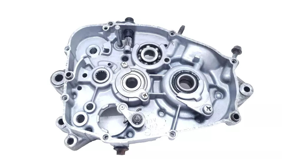 Carter moteur central droit Yamaha DT125LC 1982 n°3