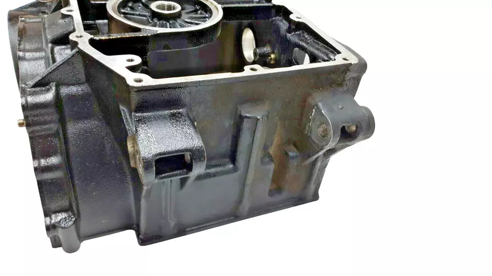 Carter moteur inférieur Triumph 900 Tiger 1994