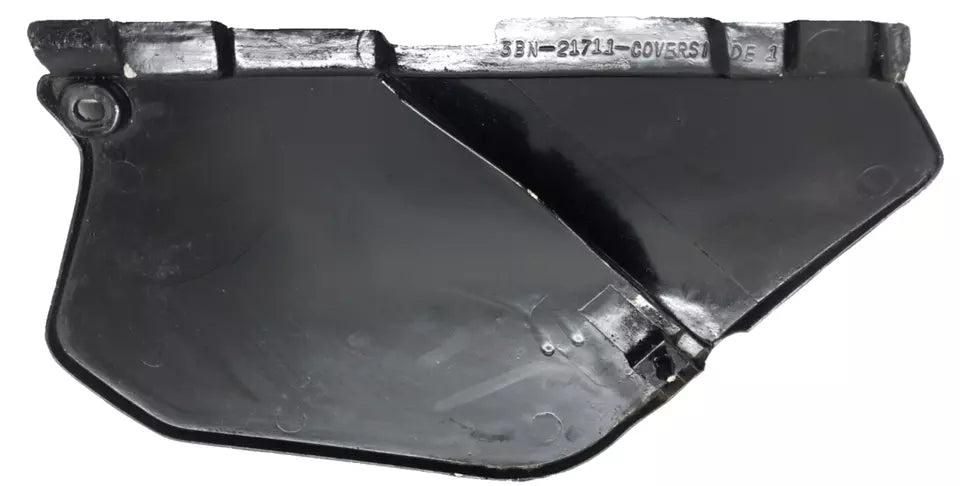 Carénage arrière latéral gauche Yamaha DT125R 1996 Réf : 3BN-21711-10-00