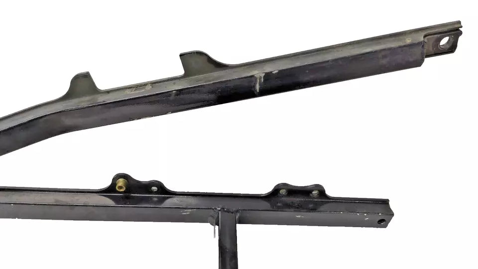 Boucle de cadre arrière Kawasaki GPX 600 R 1989 Réf : 32002-1938