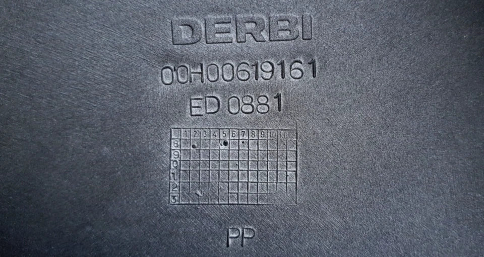 Coque arrière Aprilia RS 50 2010 Réf : 86511600WN0