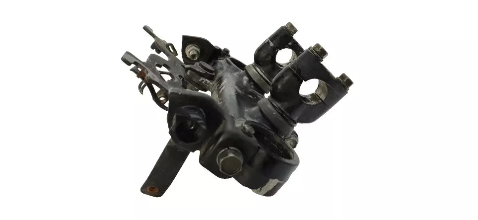 Té de fourche supérieur Suzuki 600 DR 1985-1989 Réf : 51311-14A00-000