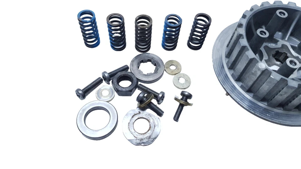 Embrayage Yamaha TDR 125 1990 Réf : 3NC-E6150-00-00